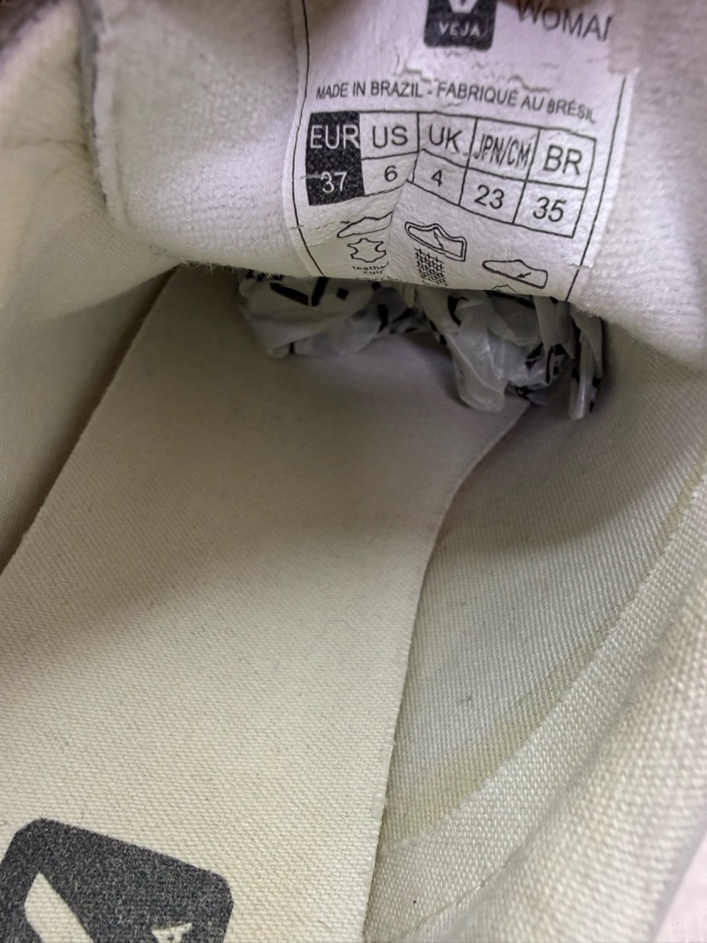 Veja White Leather Sneakers - Picture 7 of 9